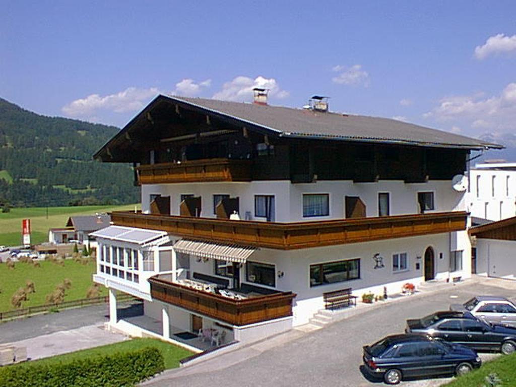 Hotel Haus Hubertus Mieders Exterior foto